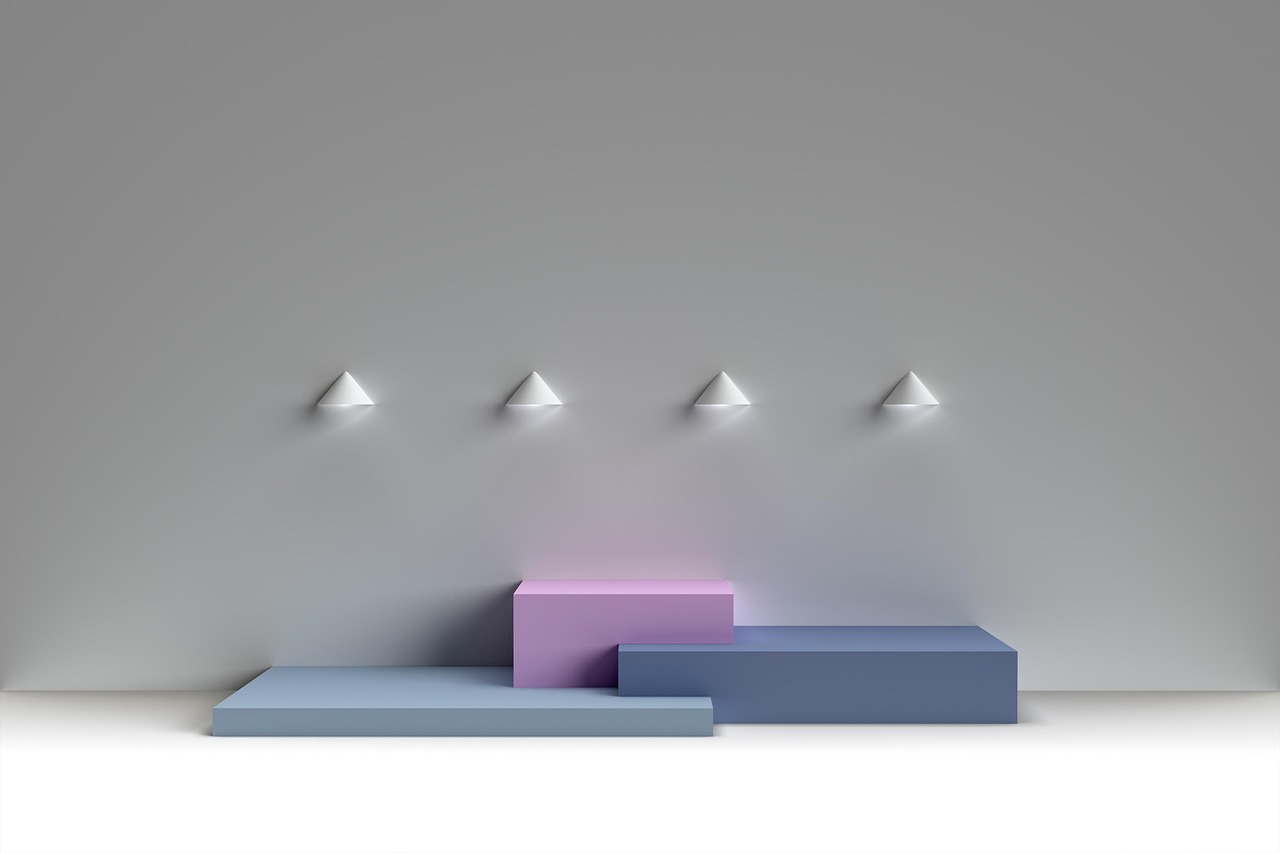 聚名实名账号：“如何在短信中使用视觉元素？”